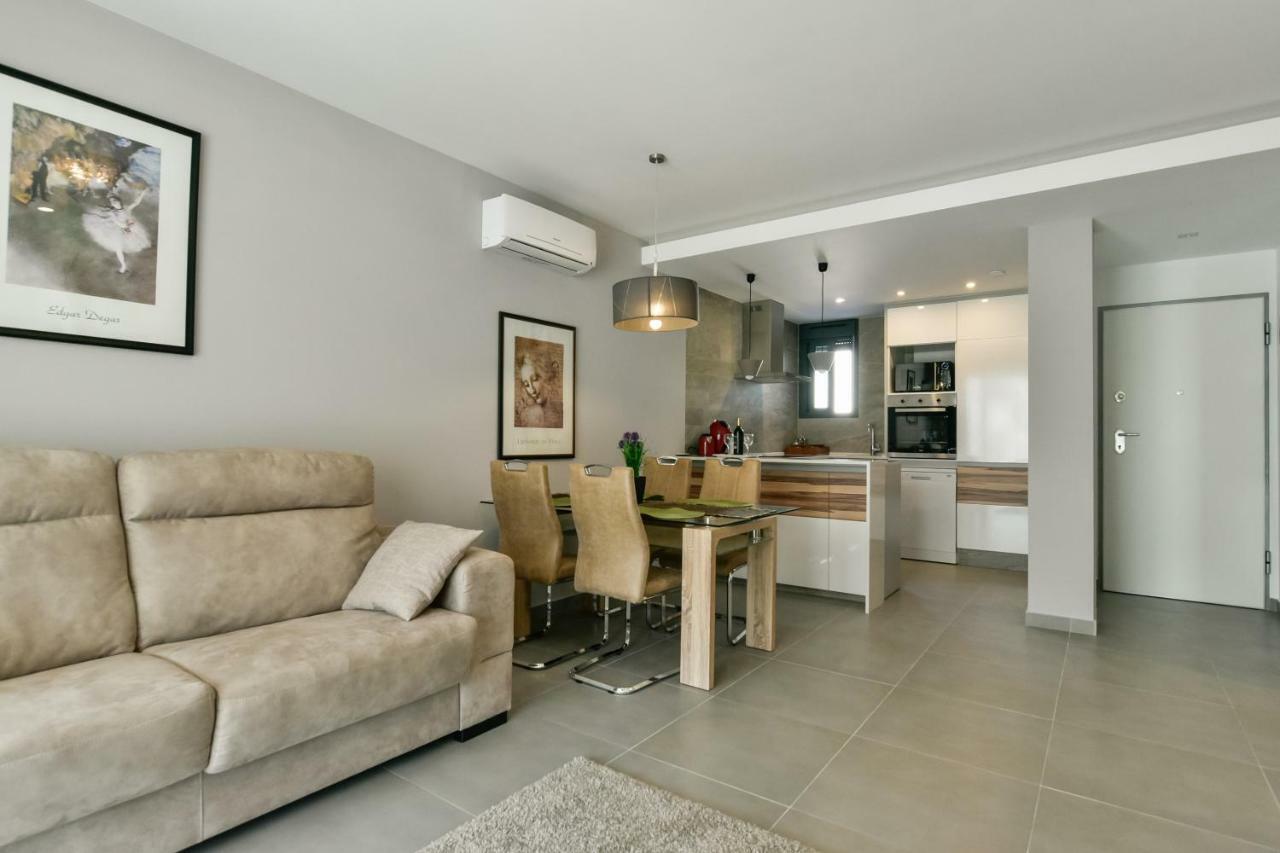 Ferienwohnung Oasis Beach IX PuntaPrima Torrevieja Exterior foto